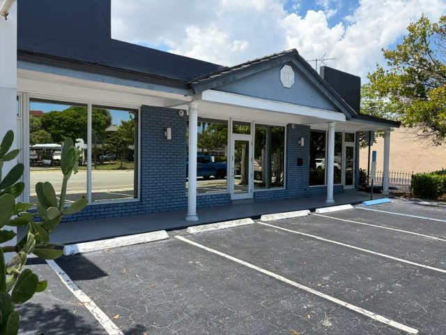 5447 North Federal Highway, Fort Lauderdale — retail/office building exterior